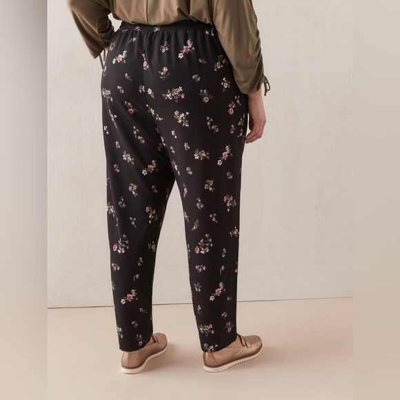 Pennington’s Knit Straight Leg Jogger! - Picture 2 of 6